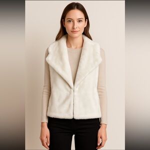 Women’s White Faux Fur Vest